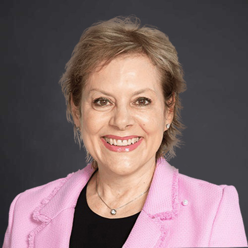 Elizabeth Naumovski